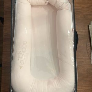 Dock a Tot Deluxe - Strawberry Cream